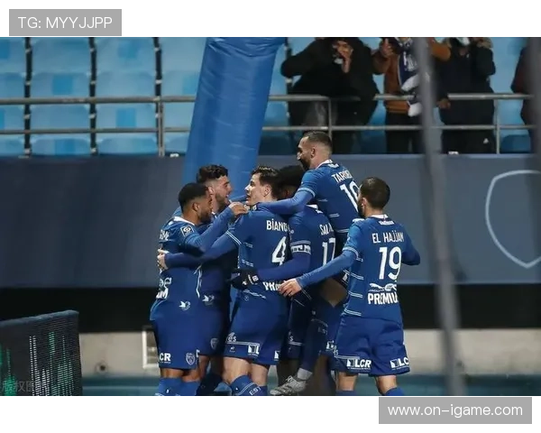 欧塞尔0-1巴黎，连续四轮零进球深陷降级区